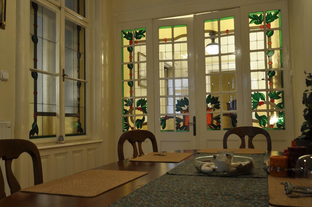 Charming Art Deco Flat Appartement Boedapest Buitenkant foto